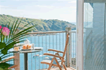 Self catering breaks at The Penthouse (Woodside) in Salcombe, Devon