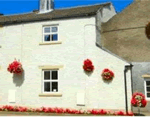 Self catering breaks at Corner Cottage in Middleham, North Yorkshire