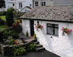 Self catering breaks at Steps Cottage in Bowness, Cumbria