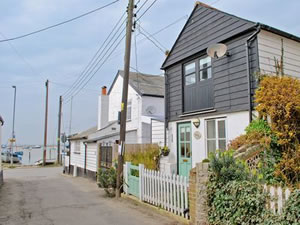 Self catering breaks at Stokers Loft in West Mersea, Essex Self catering breaks at Stokers Loft in West Mersea, Essex