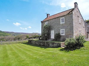 Self catering breaks at Harfa Bank Cottages - Harfa Bank in Swainby, North Yorkshire Self catering breaks at Harfa Bank Cottages - Harfa Bank in Swainby, North Yorkshire