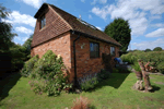 Self catering breaks at Barclay Farmhouse Cottage in Biddenden, Kent