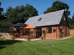 Self catering breaks at Waypost Meadow Cott in Cranbrook, Kent