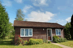 Self catering breaks at Fennel Lodge in Staplehurst, Kent