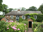 Self catering breaks at Old Lantern Apt in Martin, Kent