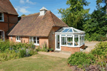 Self catering breaks at Gennings Court Granary in Hunton, Kent