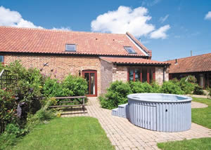 Self catering breaks at Coriander in Catfield, Norfolk Self catering breaks at Coriander in Catfield, Norfolk