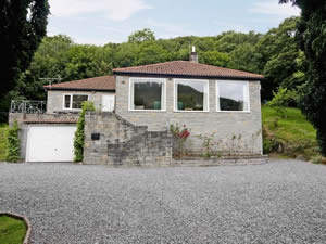 Self catering breaks at Ty-Llyn in Cwm Rheidol, Dyfed Self catering breaks at Ty-Llyn in Cwm Rheidol, Dyfed