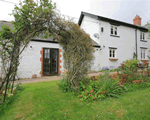 Self catering breaks at Coed-Y-Gelli Cottage in Llanarth, Monmouthshire