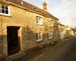 Self catering breaks at Cotswold Cottage in Coln St Aldwyns, Gloucestershire