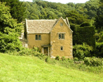 Self catering breaks at The Court House in Owlpen, Gloucestershire