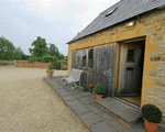 Self catering breaks at The Granary Cottage in Blackwell, Gloucestershire