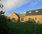 Granary Cottage in Swerford, Oxfordshire, Central England