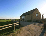 Self catering breaks at King Johns Barn in Leafield, Oxfordshire
