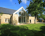 Self catering breaks at Malt Barn in Upper Brize, Oxfordshire