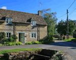 Self catering breaks at The Paddy in South Cerney, Gloucestershire