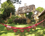 Self catering breaks at Tew Cottage in Great Tew, Oxfordshire