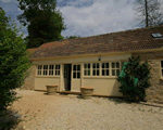 Self catering breaks at Upper Mill Barn in Coln St Aldwyns, Gloucestershire