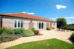 Self catering breaks at Oak Lodge in Swannington, Norfolk