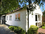 Self catering breaks at Angler Cottage in Irstead, Norfolk