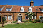 Self catering breaks at Rose Cottage in Heacham, Norfolk