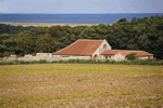Self catering breaks at Barn Drift in Cley-next-the-Sea, Norfolk