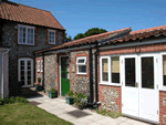 Self catering breaks at Curries Cottage in Blakeney, Norfolk