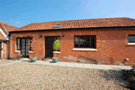 Self catering breaks at Kings Cottage Barn in Fakenham, Norfolk