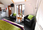 Self catering breaks at The Rabbit Hole in Acle, Norfolk