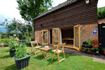 Self catering breaks at Brandon Barn in Strumpshaw, Norfolk