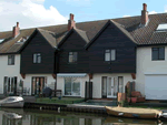 Self catering breaks at 4 Trail Quay Cottage in Wroxham, Norfolk