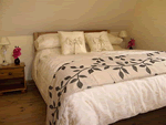 Self catering breaks at Dragonfly in Ilketshall St Margaret, Suffolk