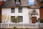 Self catering breaks at The Old Town Hall in Saxmundham, Suffolk